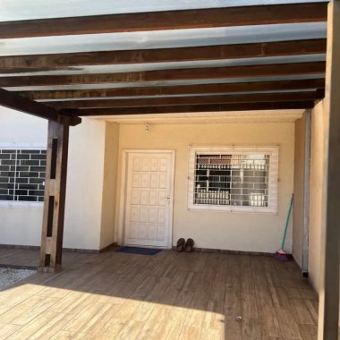 CASA 52 M2/ FRENTE RUA /BAIRRO CAPELA VELHA